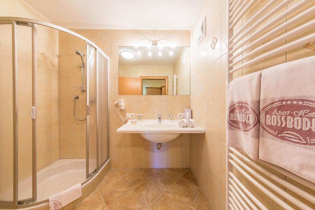 Residence Rossboden Mit Hallenbad Verano Kültér fotó
