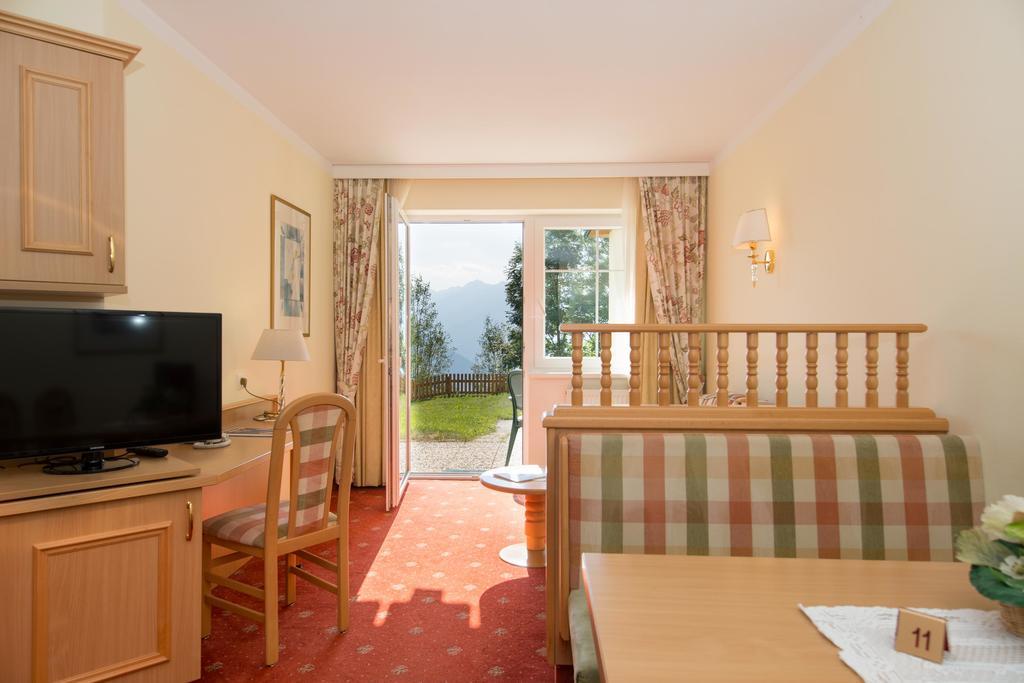 Residence Rossboden Mit Hallenbad Verano Kültér fotó